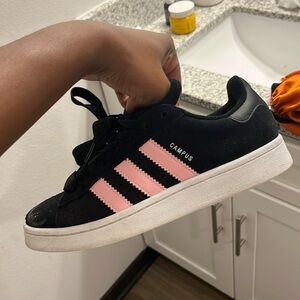 Adidas campus, color pink and black. Women’s size 8 
In stable condition.